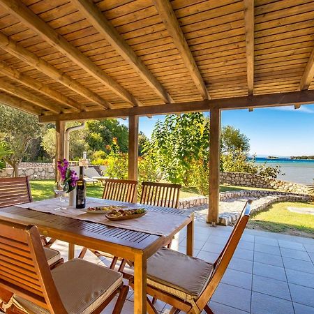 Villas Kampor Εξωτερικό φωτογραφία