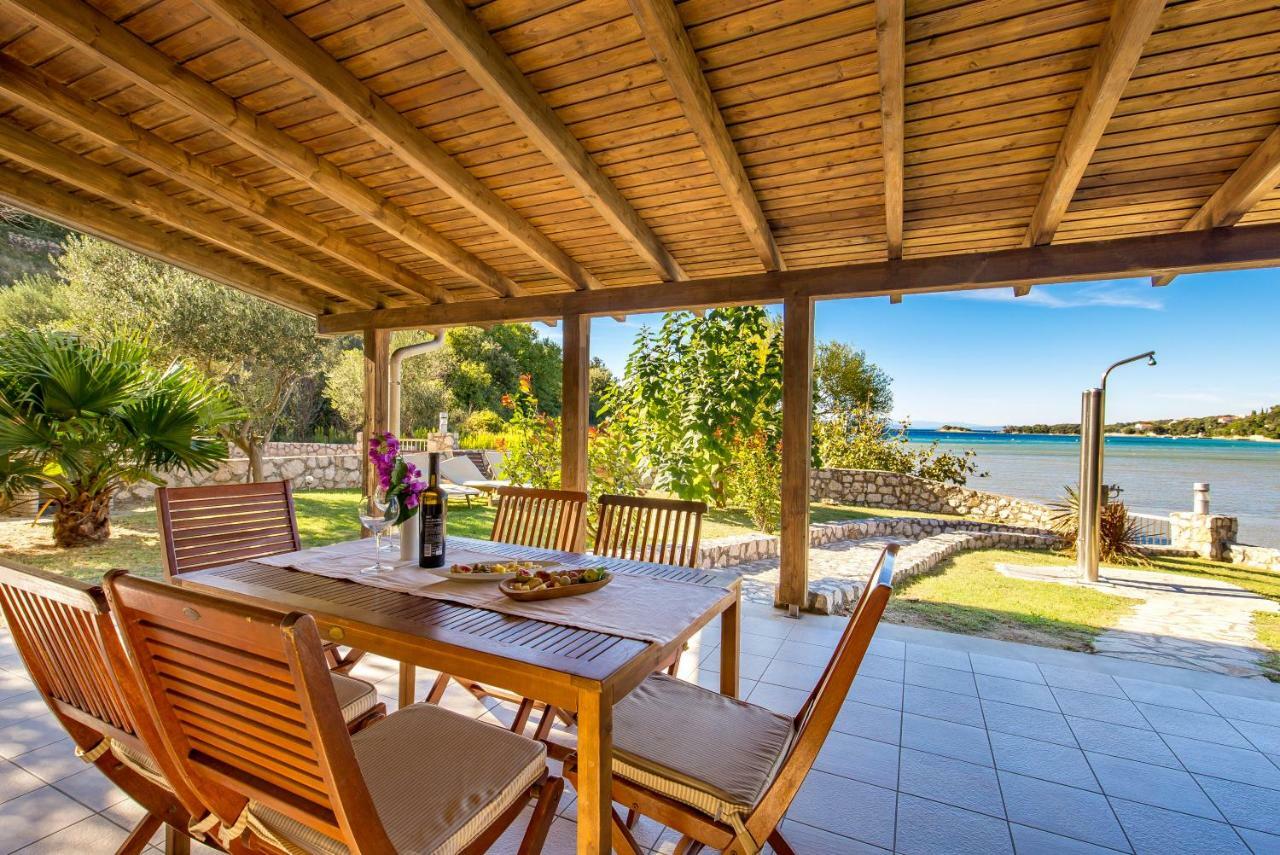 Villas Kampor Εξωτερικό φωτογραφία