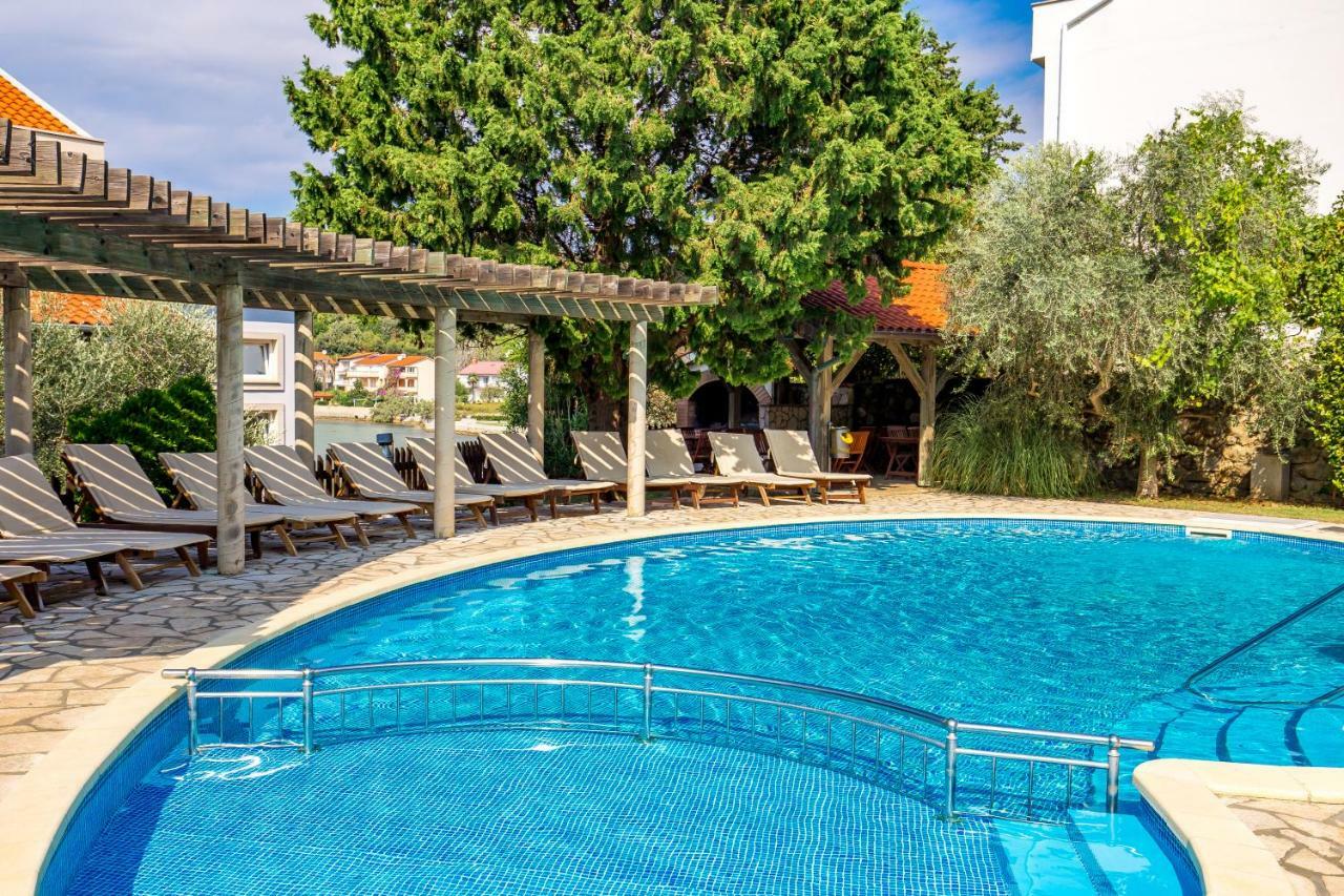 Villas Kampor Εξωτερικό φωτογραφία