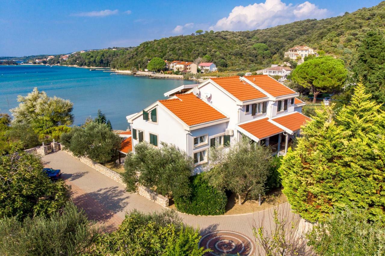 Villas Kampor Εξωτερικό φωτογραφία